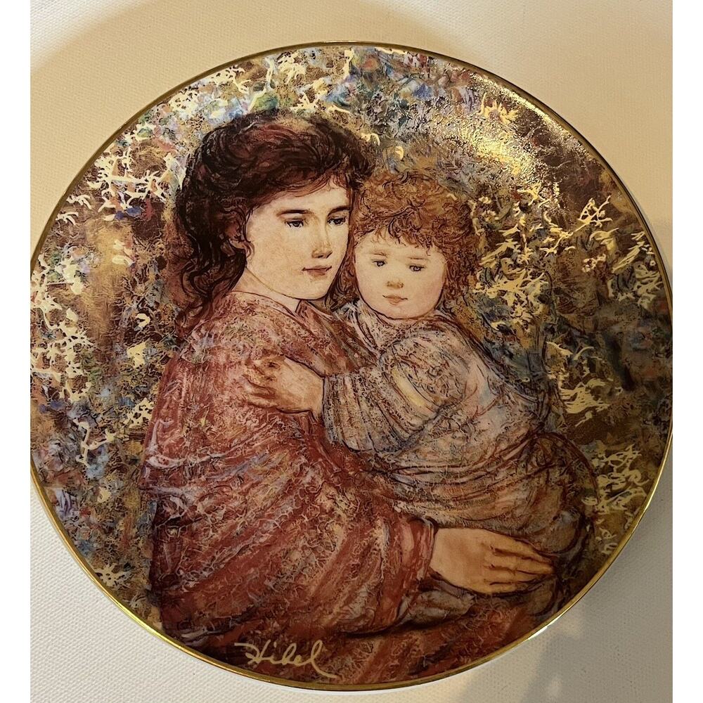 Collector Plate by Edna Hibel "A Mother's Passion" Mothers Day Plate